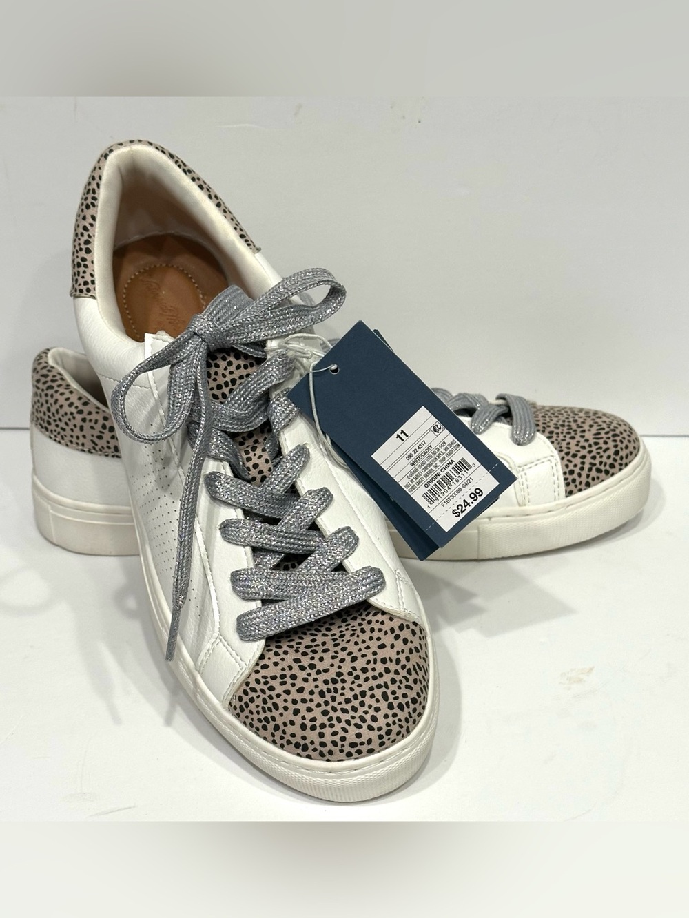 Universal Thread Women's Cadey Memory Foam Sneaker White/Animal Print US Size 11 - Picture 13 of 15